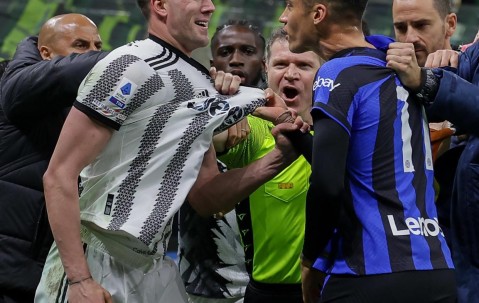 贝博体育 -包含风云突变！国际米兰加时末段战术微调，NBA总决赛版图或变，管理层满意，球探报告显示潜力的词条