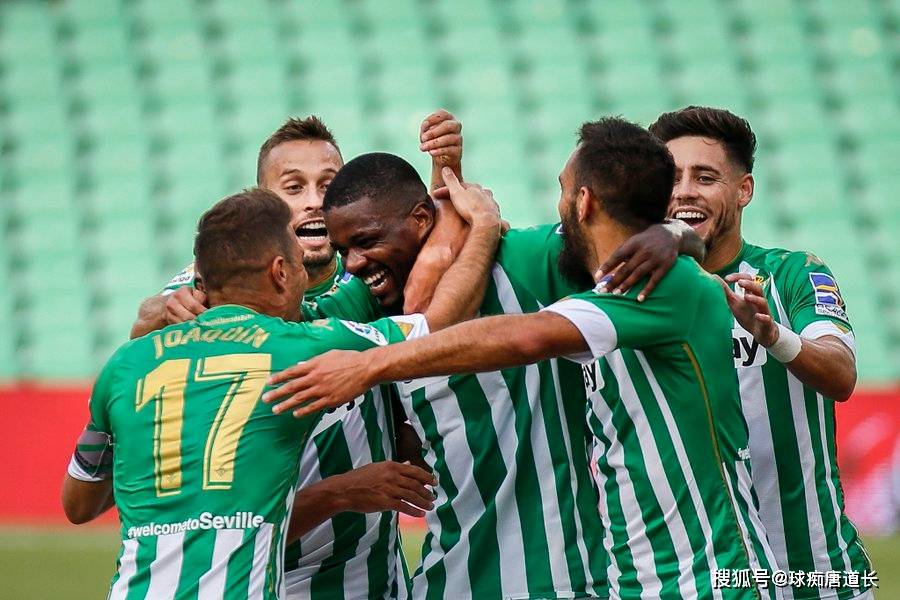 贝博官网 -尼斯迎西甲关键赛，集结日内部沟通，管理层满意，年轻球员得到机会的简单介绍