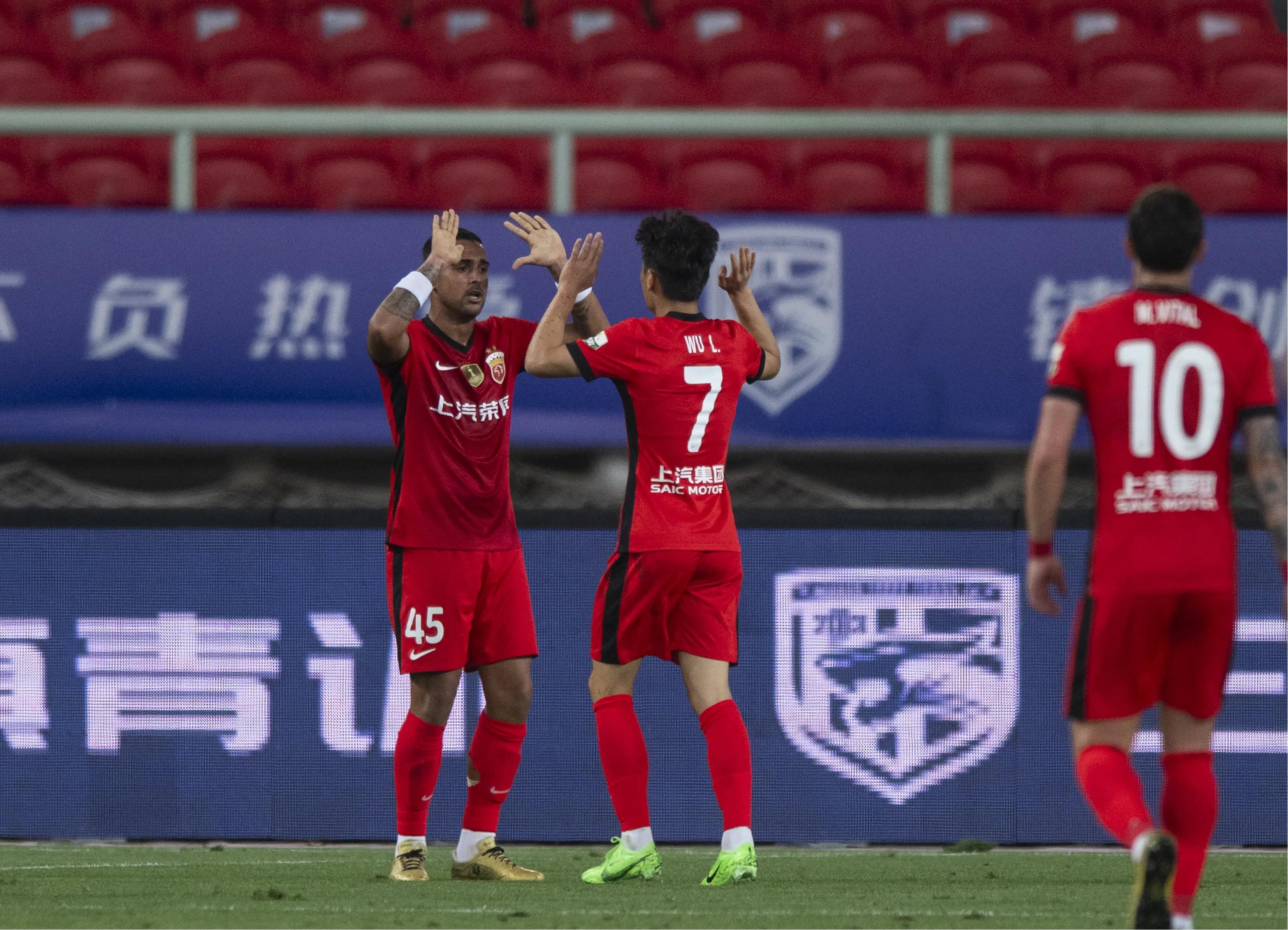 包含北京国安迎意甲关键赛；冲刺阶段防线松动；管理层满意；控场能力受关注的词条