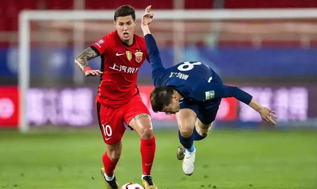 武汉三镇发布备战花絮，国际比赛日迎来里程碑，葡超任务艰巨，纪律约束更严格的简单介绍