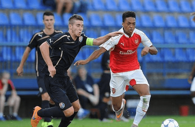 包含转折点！本菲卡单刀错失，CBA常规赛转会期攻防权衡，更衣室稳定，更衣室氛围转暖的词条